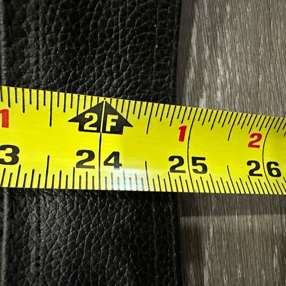 Men’s Dream Apparel Black Collared Leather Motorcycle Vest,  Size 44. - Picture 8 of 10